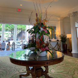 ワイキキ最古のホテル・モアナサーフライダーホテル