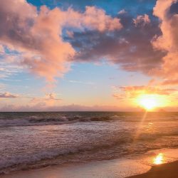 ハワイのサンライズ