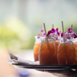 トロピカルドリンクでおもてなし