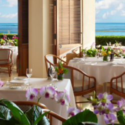 ハワイの気になるレストランシリーズ -Orchids-